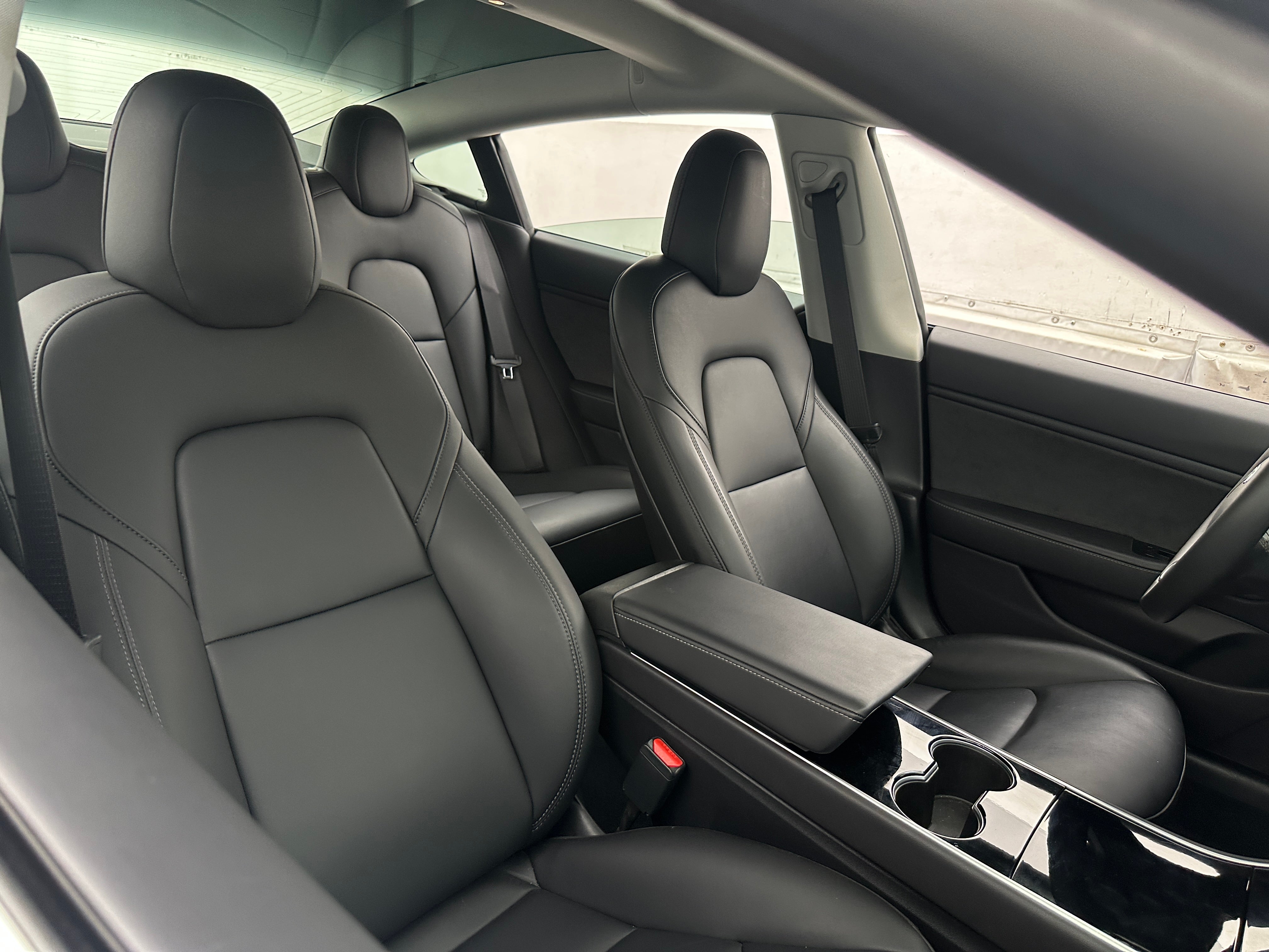 tesla model 3 2019 5YJ3E1EBXKF452377 image tesla model 3 2019 5YJ3E1EBXKF452377 image